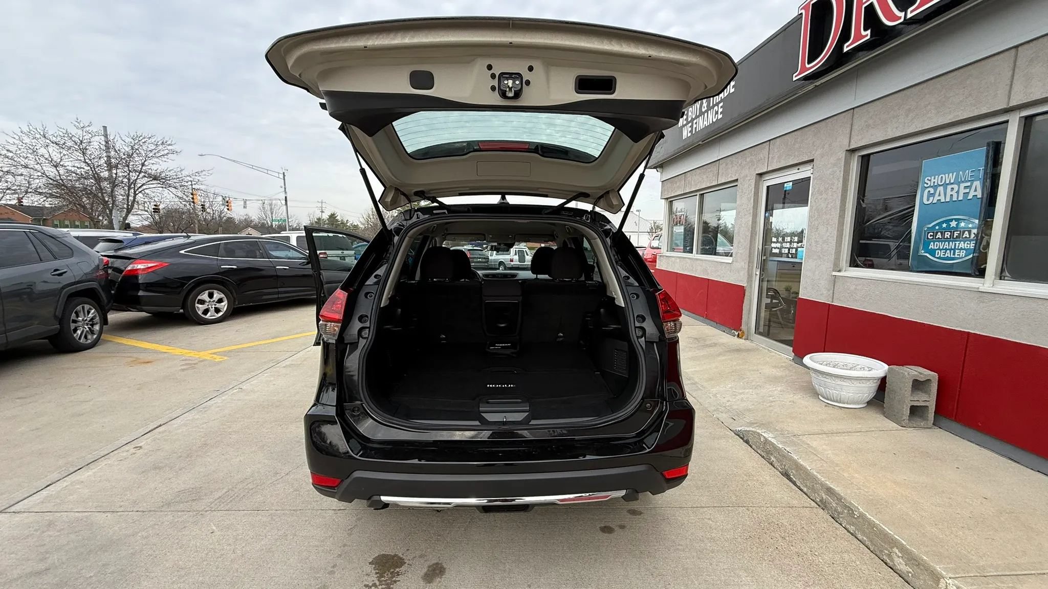Used 2019 Nissan Rogue S FWD image 20