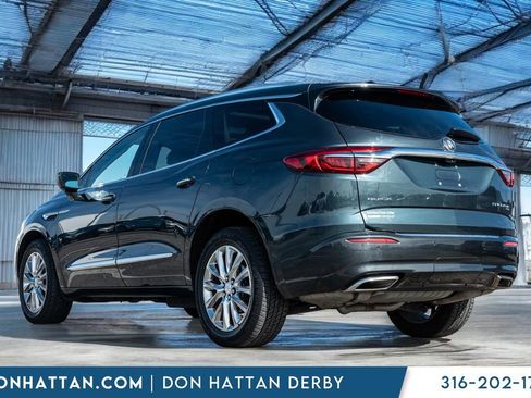 Used 2018 Buick Enclave Premium image 35
