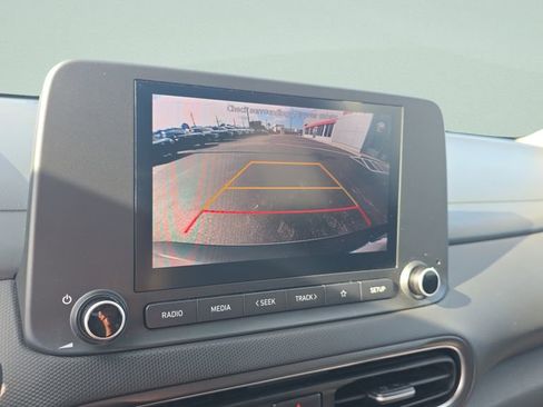 Used 2023 Hyundai Kona SEL AWD/4WD image 17