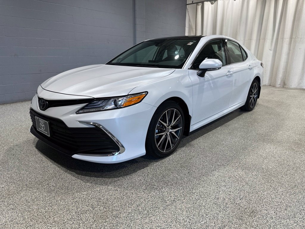 Certified 2024 Toyota Camry XLE w/ Cold Weather Package FWD image 5