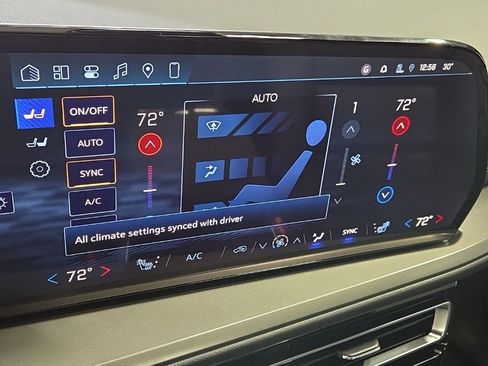 New 2026 Chevrolet Traverse LT w/ Sun and Wheel Package image 21