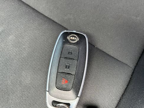 Used 2023 Nissan Rogue S FWD image 21
