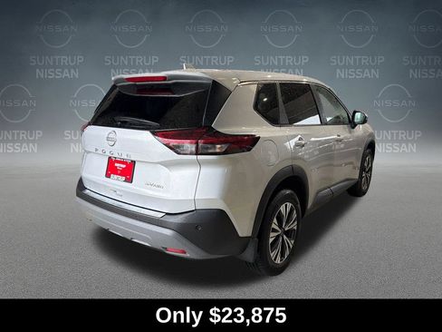 Used 2023 Nissan Rogue SV AWD/4WD image 4