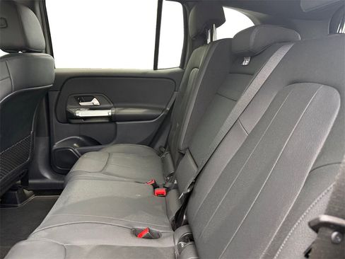 Used 2024 Mercedes-Benz GLB 250 GLB 250 image 14