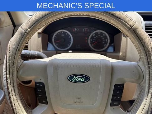 Used 2011 Ford Escape XLT FWD image 16