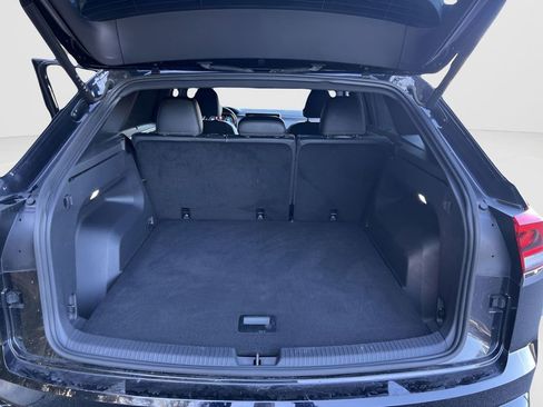 Used 2025 Volkswagen Atlas Cross Sport SE image 24