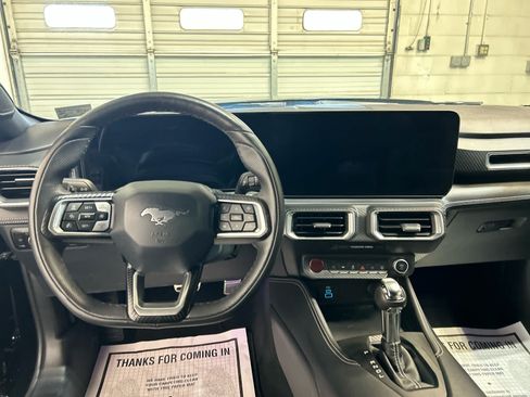 Used 2025 Ford Mustang Premium RWD image 4