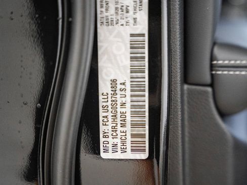 New 2025 Jeep Grand Cherokee image 38