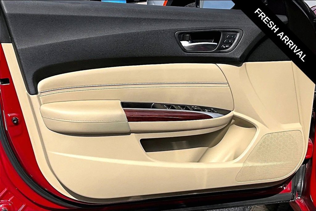 Used 2017 Acura TLX w/ Technology Package FWD image 21
