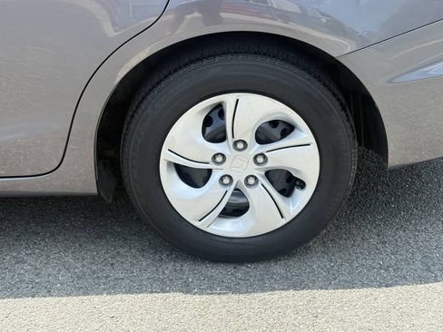 Used 2014 Honda Civic LX image 25