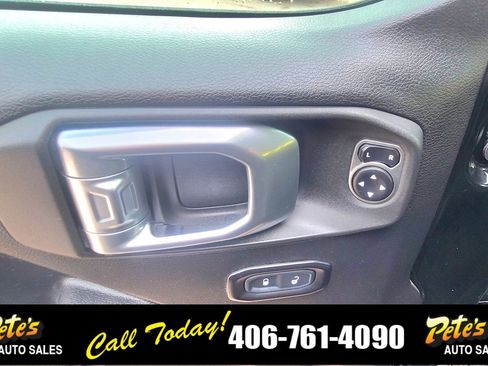 Used 2020 Jeep Wrangler Unlimited Sport S image 18