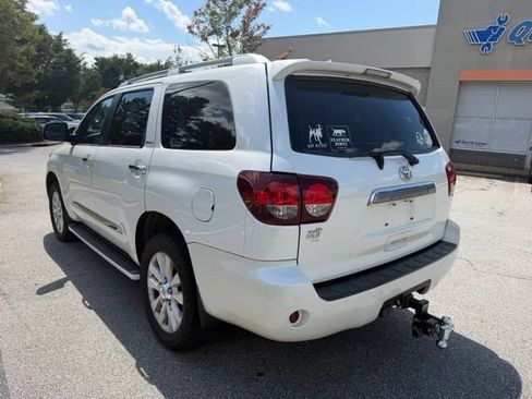 Used 2018 Toyota Sequoia Platinum AWD/4WD image 3