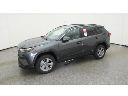 New 2025 Toyota RAV4 XLE AWD/4WD image 2