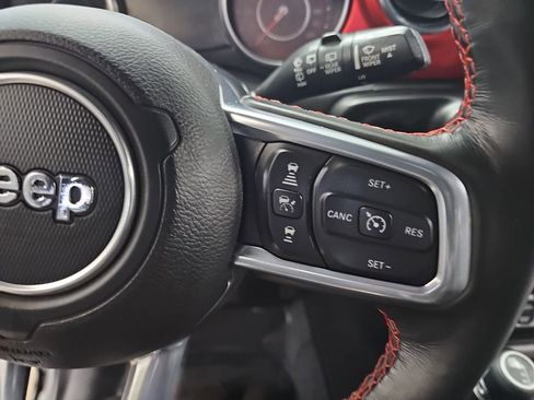 Used 2021 Jeep Wrangler Unlimited Rubicon image 17