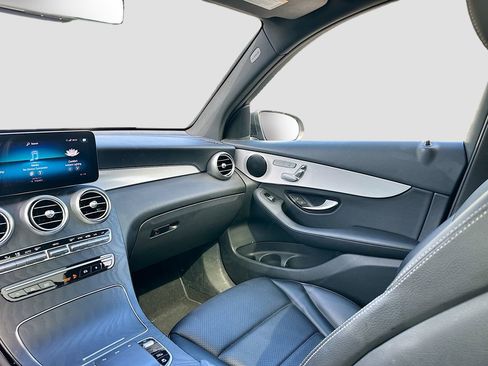 Certified 2022 Mercedes-Benz GLC 300 image 24