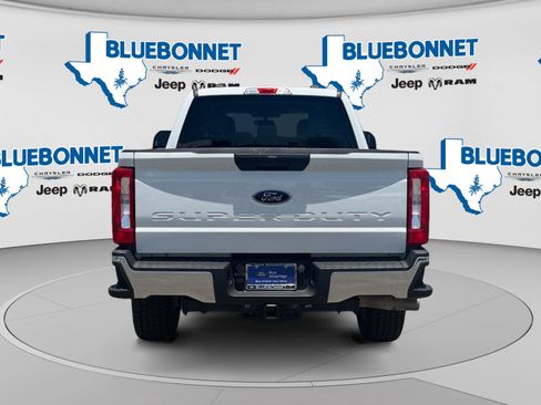 Used 2024 Ford F250 XLT AWD/4WD image 6
