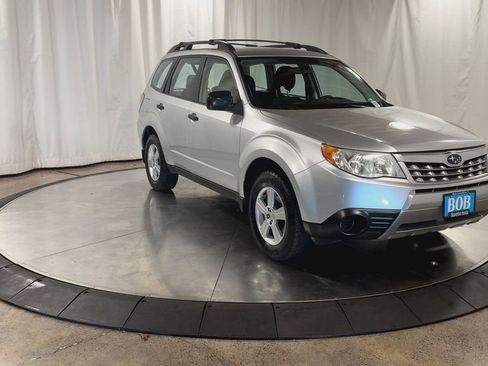Used 2011 Subaru Forester 2.5X image 3