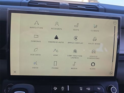 New 2026 Land Rover Defender 110 S image 21