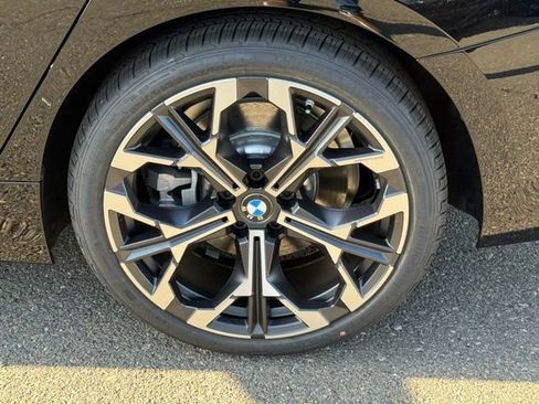 New 2026 BMW 330i Sedan w/ Convenience Package image 15