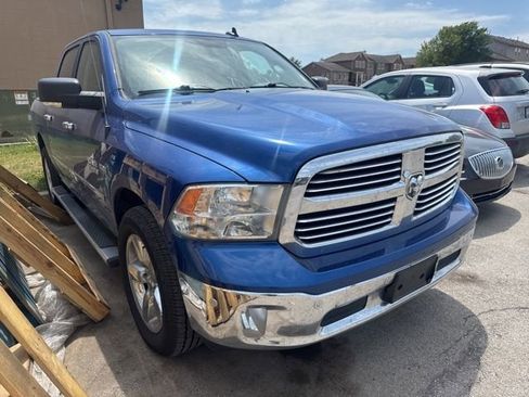 Used 2018 RAM 1500 Big Horn AWD/4WD image 1