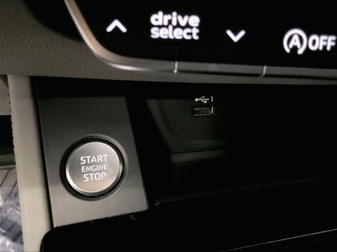 Used 2023 Audi A4 2.0T Premium Plus w/ Premium Plus Package image 33