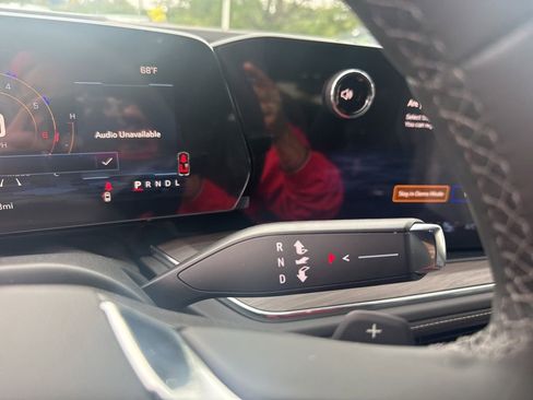 New 2026 Chevrolet Suburban Premier image 34