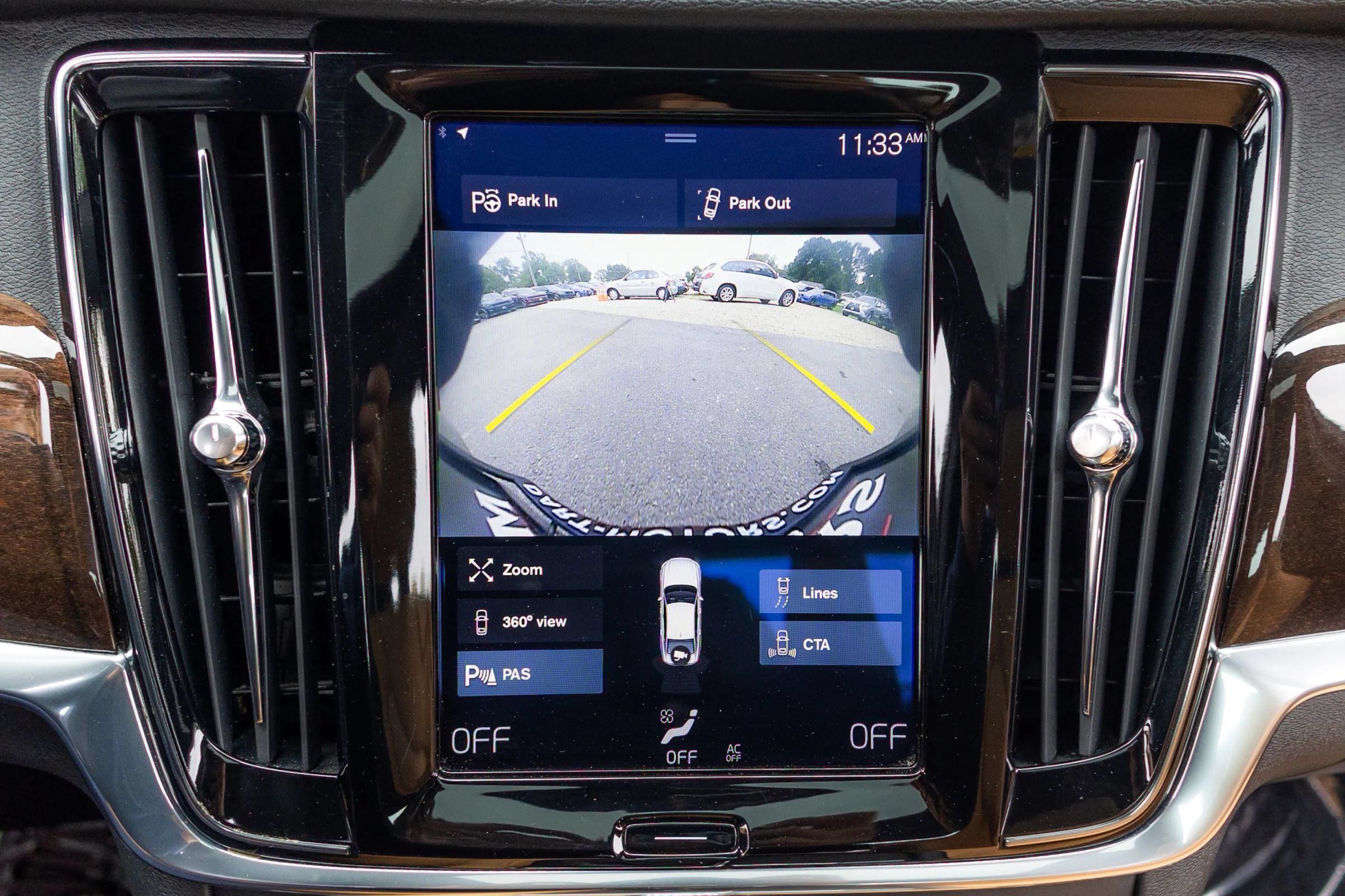 Used 2017 Volvo S90 T5 Momentum w/ Vision Package FWD image 20