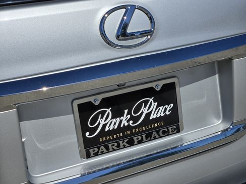 Used 2017 Lexus GX 460 Premium AWD/4WD image 18