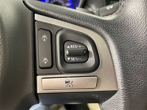 Used 2015 Subaru Legacy 2.5i Limited image 12