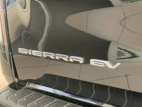 New 2025 GMC Sierra EV Denali image 10