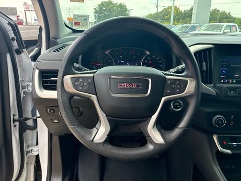 Used 2024 GMC Terrain SLE w/ Elevation Edition FWD image 21
