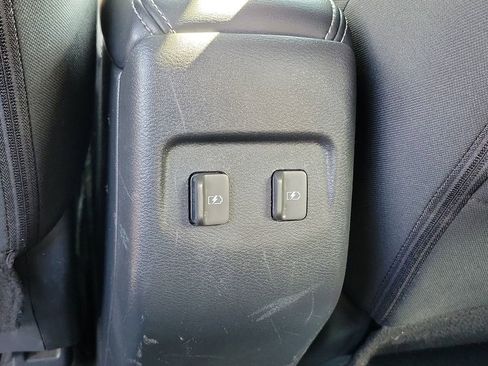 Used 2021 Nissan Kicks SV FWD image 22