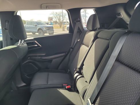 Used 2024 Mitsubishi Outlander ES image 23