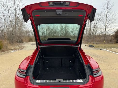 Certified 2019 Porsche Panamera GTS image 17