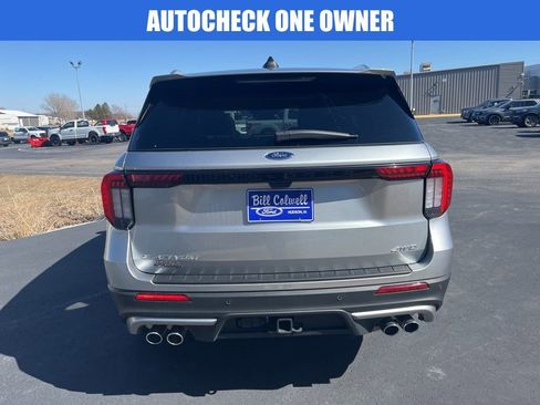 Used 2025 Ford Explorer Platinum w/ Ultimate Package image 5