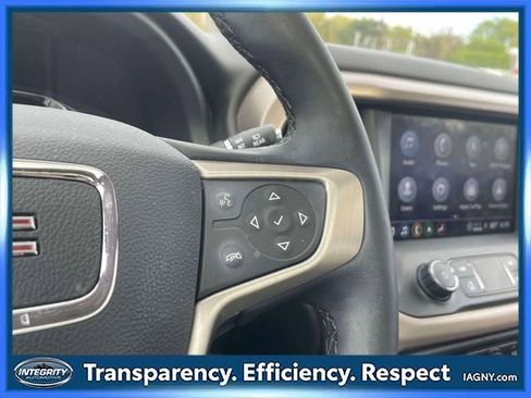 Used 2023 GMC Acadia Denali w/ Denali Technology Package AWD/4WD image 24