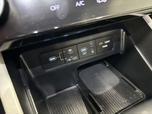 Used 2025 Hyundai Tucson SEL FWD image 25