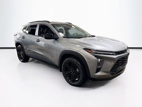 New 2026 Chevrolet Trax ACTIV w/ Sunroof Package image 3