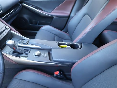 Used 2017 Lexus IS 200t image 42