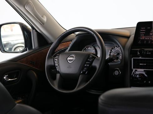 Used 2024 Nissan Armada SL image 35