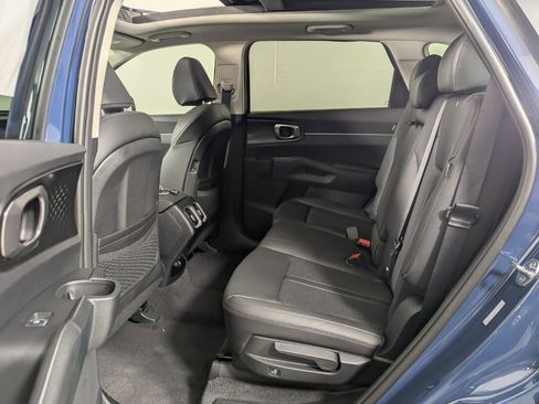 New 2026 Kia Sorento S w/ S Panoramic Sunroof Package FWD image 26