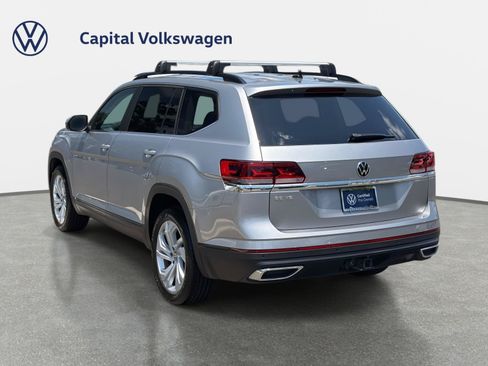 Certified 2023 Volkswagen Atlas SE FWD image 7