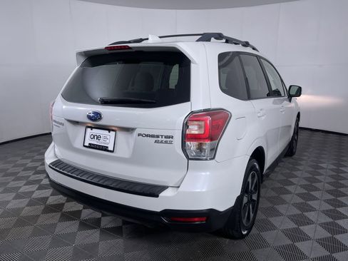 Used 2017 Subaru Forester 2.5i Premium w/ All-Weather Package image 23