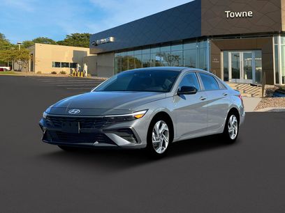 New 2025 Hyundai Elantra Sport