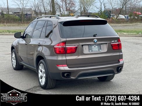 Used 2011 BMW X5 xDrive35i w/ Technology Pkg AWD/4WD image 8