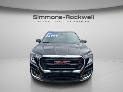 Used 2024 GMC Terrain SLE