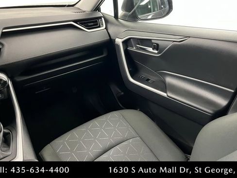 Used 2024 Toyota RAV4 XLE image 10