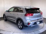 Certified 2022 Kia Niro LXS image 3