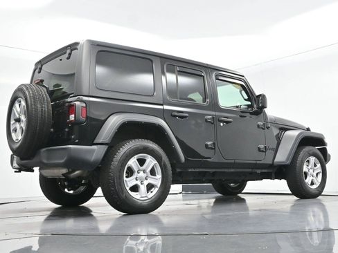 Used 2022 Jeep Wrangler Unlimited Sport AWD/4WD image 45