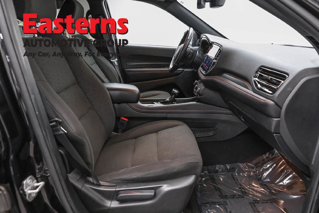 Used 2025 Dodge Durango GT RWD image 23